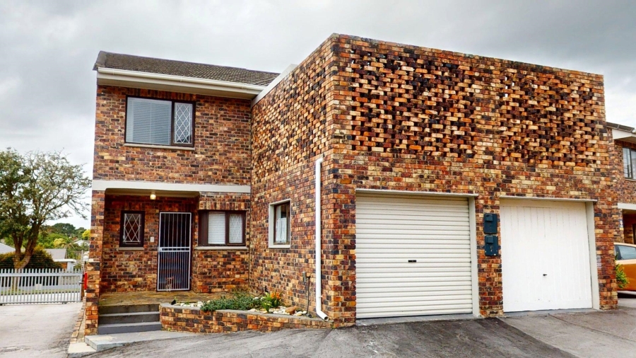 3 Bedroom Property for Sale in Fernglen Eastern Cape